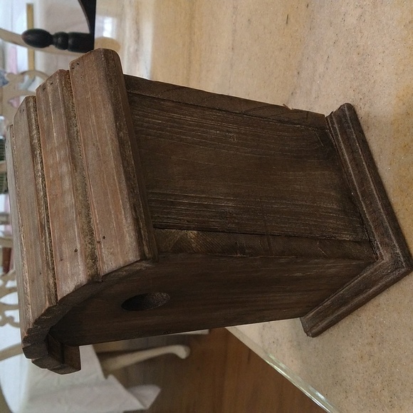 Vintage handmade birdhouse 10hi x 8h x 6d garden decor clean out door - Picture 3 of 8